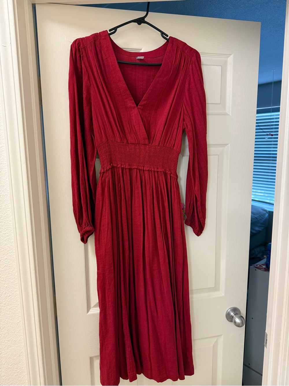 Old Navy Red V-Neck Long Sleeve Midi Dress with Pockets